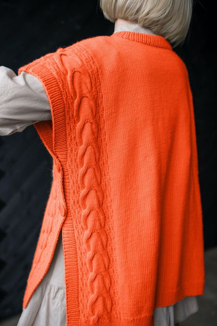 Hovedbilde DG 443-03B LILOU PONCHOVEST
