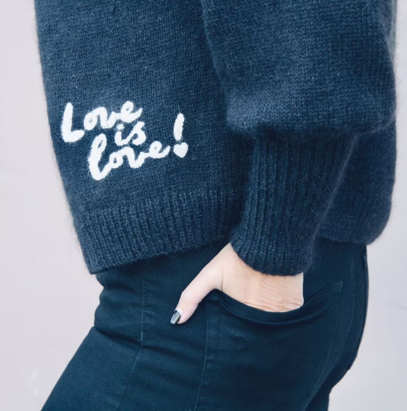 Love is Love Cardigan (oppskrift)