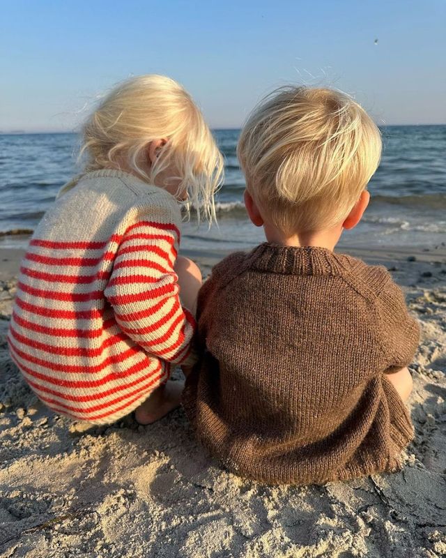 Eva Cardigan Junior (papir)