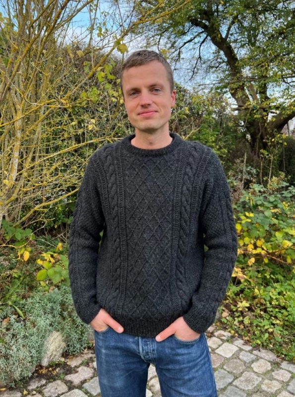 Moby Sweater Man (papir)