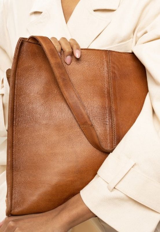  Aro Urban - Walnut