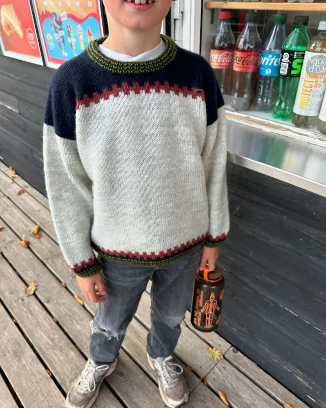 Cross sweater junioir (oppskrift)