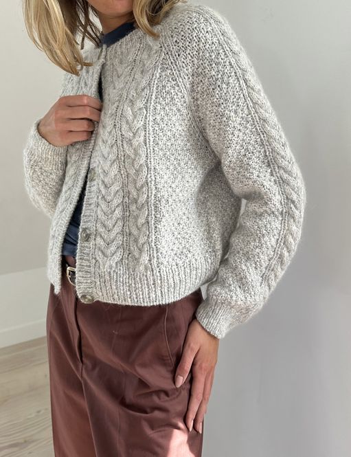 Hovedbilde Siri Cardigan (oppskrift)