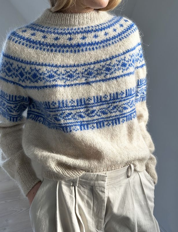 Porcelain Yoke Sweater (papir)