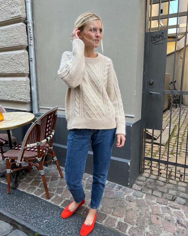 Moby Sweater (papir)